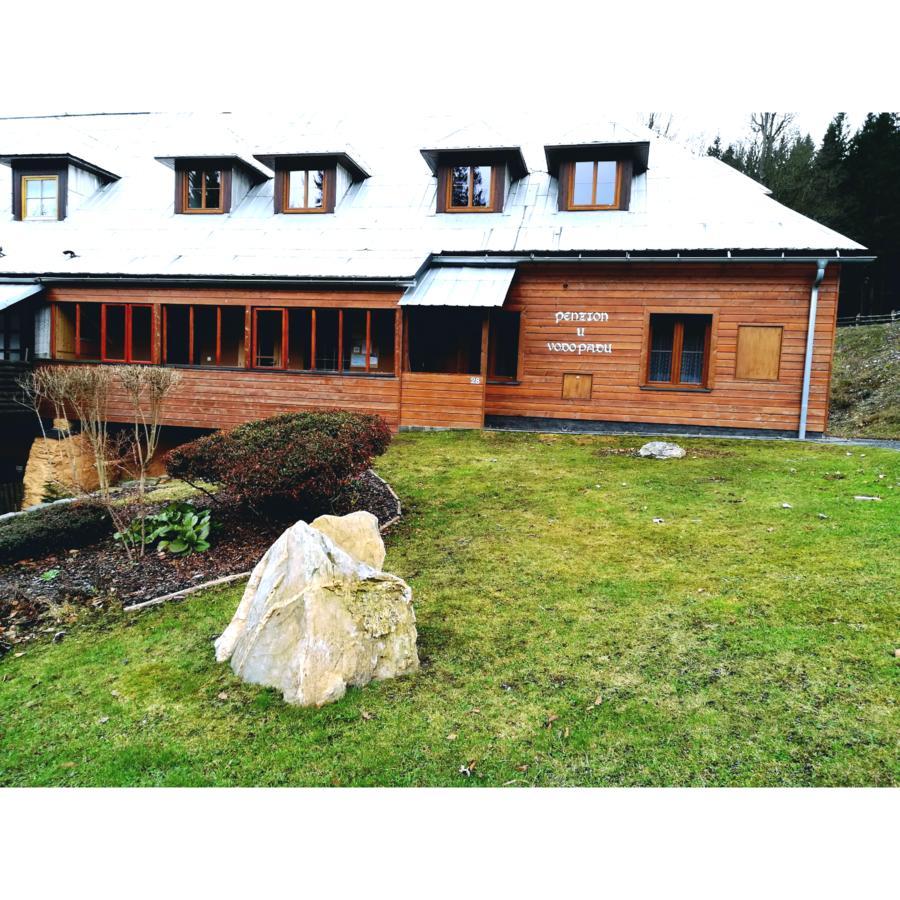 U Vodopadu Karlova Studánka